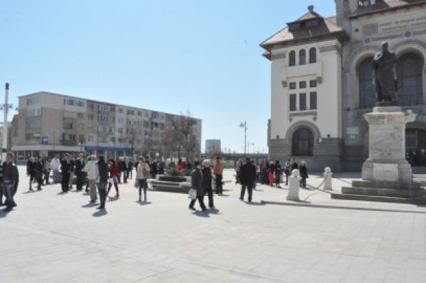 Constanța: Deschiderea anului universitar va avea loc în Piața Ovidiu